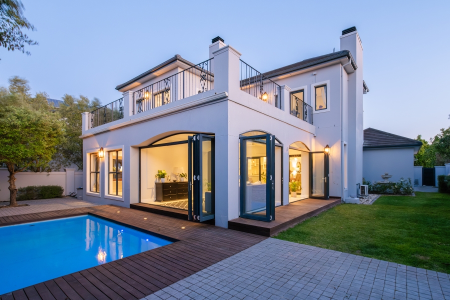 4 Bedroom Property for Sale in Val De Vie Estate Western Cape